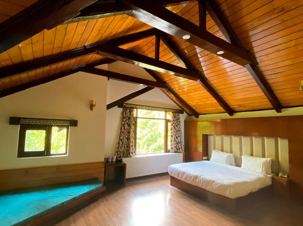 Six Seasons Pahalgam Pahalgām Exterior photo